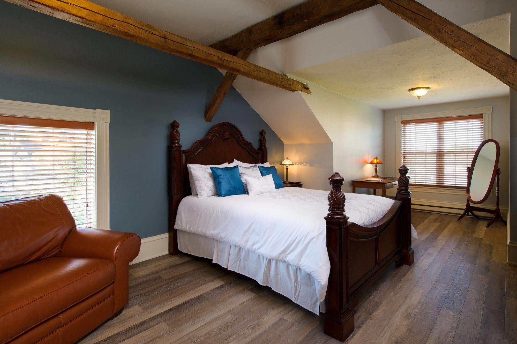 Auberge Gabriele Inn Shediac Exterior foto